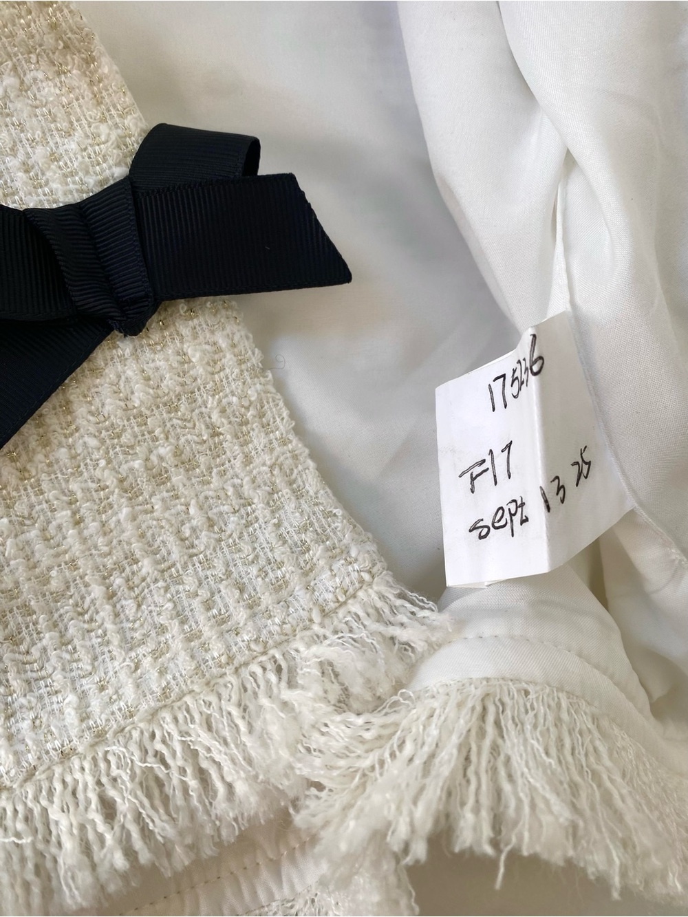 Dolan NWT Tweed Fringe Left Coast Ivory Gold Black Bow Cropped Jacket S - Picture 10 of 10